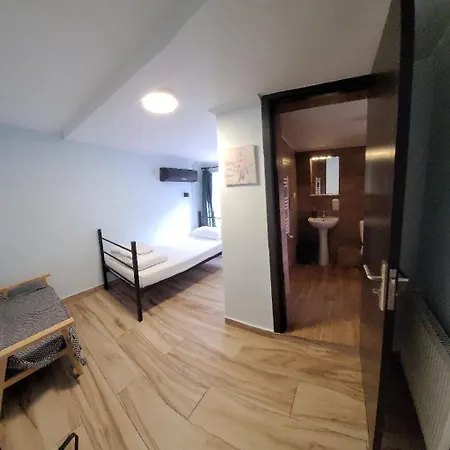 Byzanthin Hostel 布加勒斯特 Exterior photo